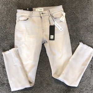 NWT DL1961 Florence Cropped Size 28 Women’s Jeans